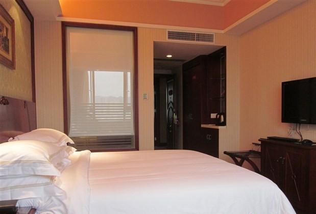 Vienna Hotel In Pinghu Square Shénzhen Habitación foto